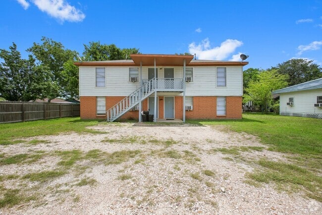 Building Photo - 5415 3rd Street Unit 2 Rental