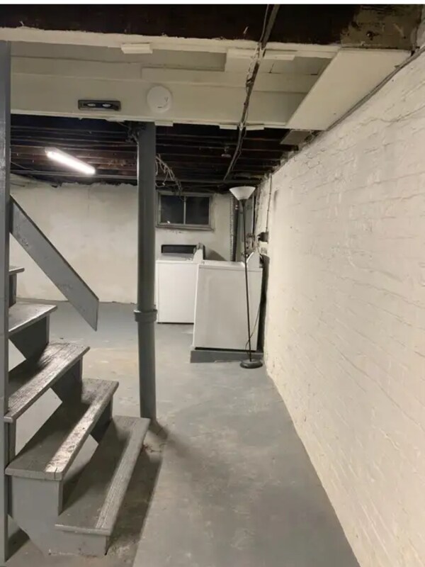 Photo - 4637 Plummer St