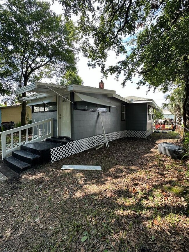 Photo - Fully Renovated 2/1 + Bonus Room Single Family Available Now!