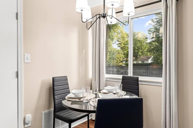 Photo - 18451 Sharon Ln Unidad ID1032337P