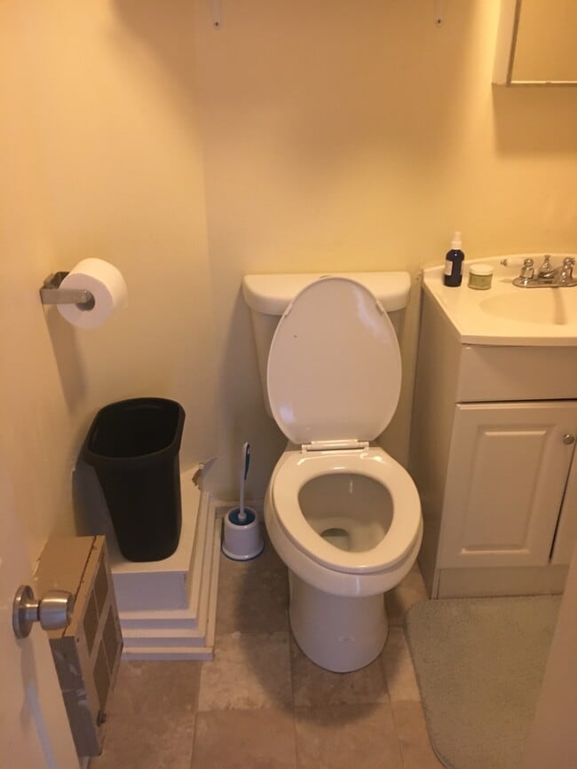 Photo - Bluestone Properties LP Unidad 3