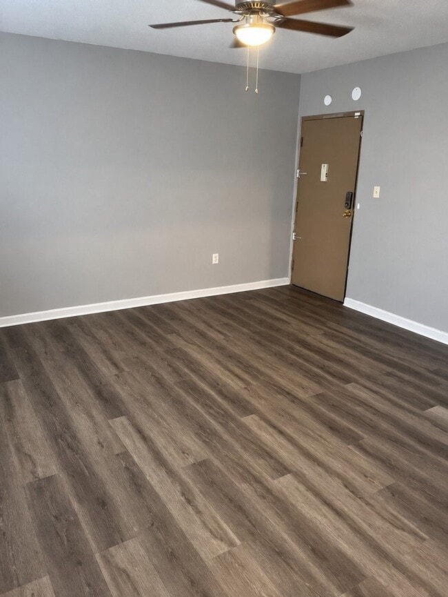 2915 Westwood Northern Blvd Unit 2