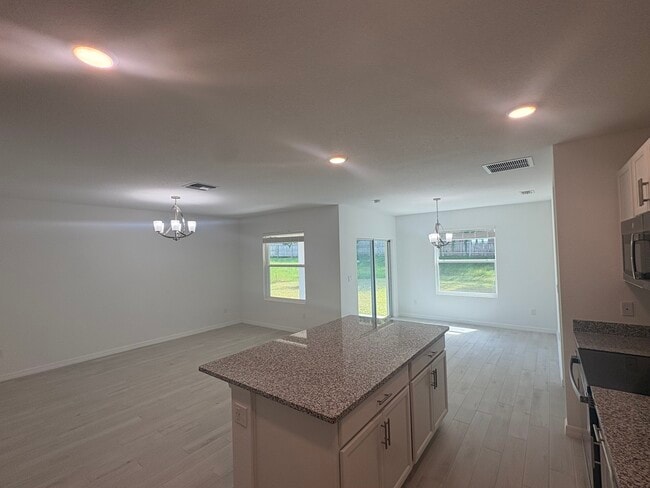 Photo - 5041 Armina Pl