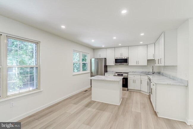 Photo - 2362 Branleigh Park Ct