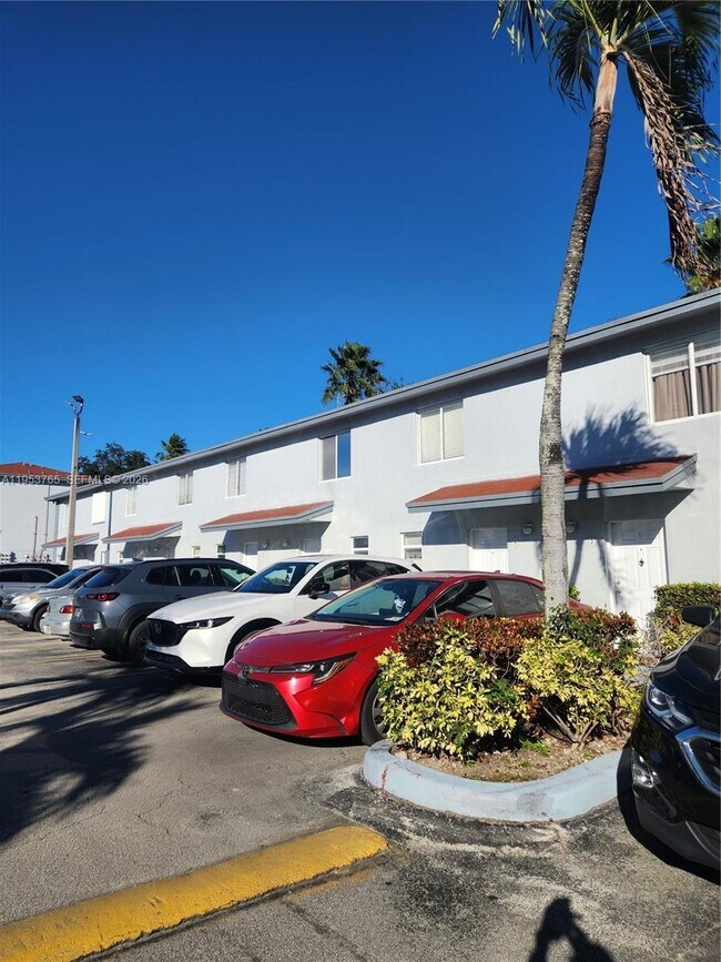 Photo - 8025 NW 8th St