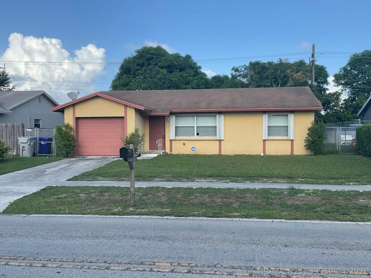 Photo - 1910 NW 3rd Ave