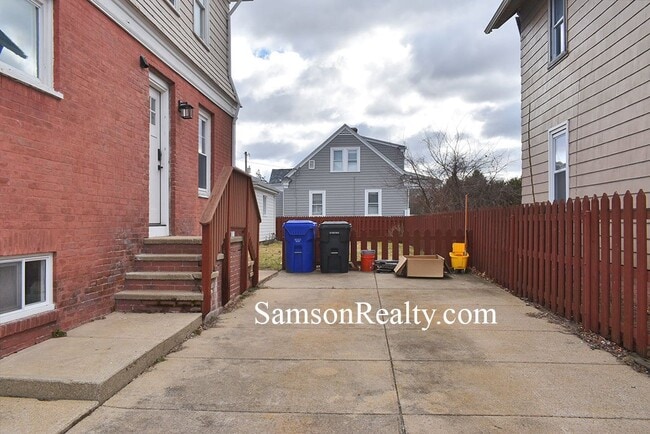 Photo - 204 Burgess Ave