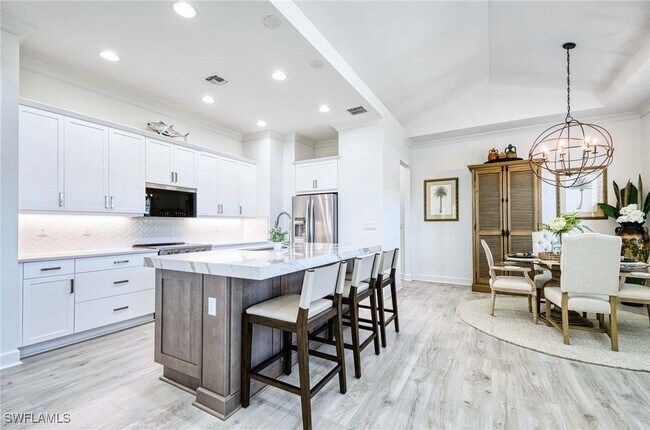 Photo - 6984 Saona CT