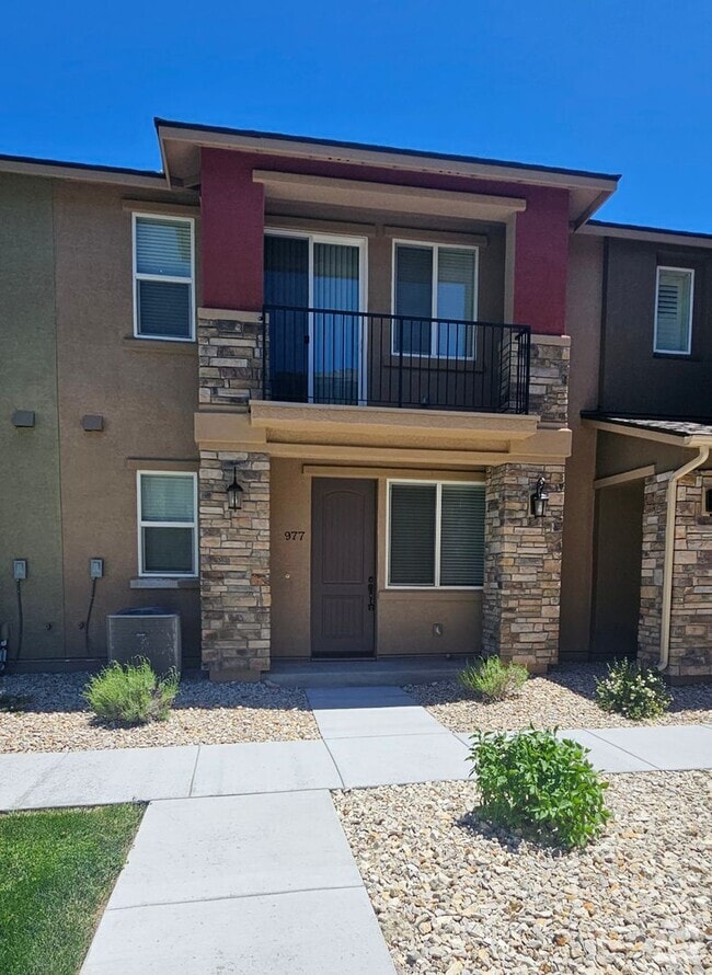 Building Photo - Arbor Villa Town House - Pet on Approval