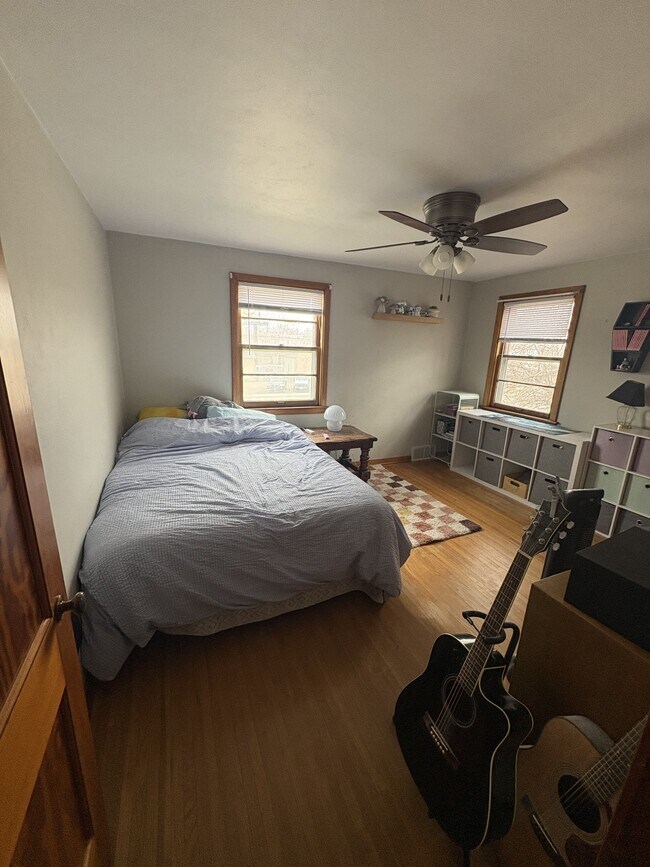 Photo - 2109 Main St