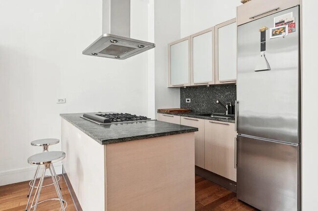 Photo - 120 Greenwich St Unit 13m