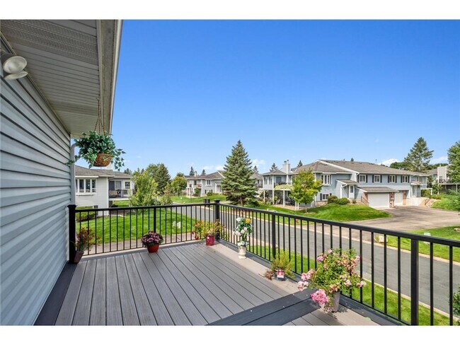 Photo - 14797 Lower Endicott Way