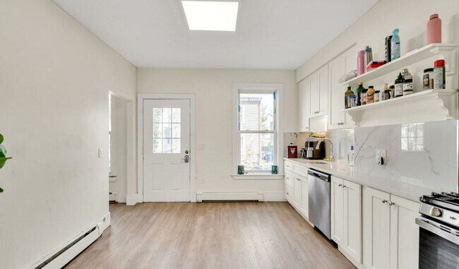 Photo - Charming 7 Bedroom
