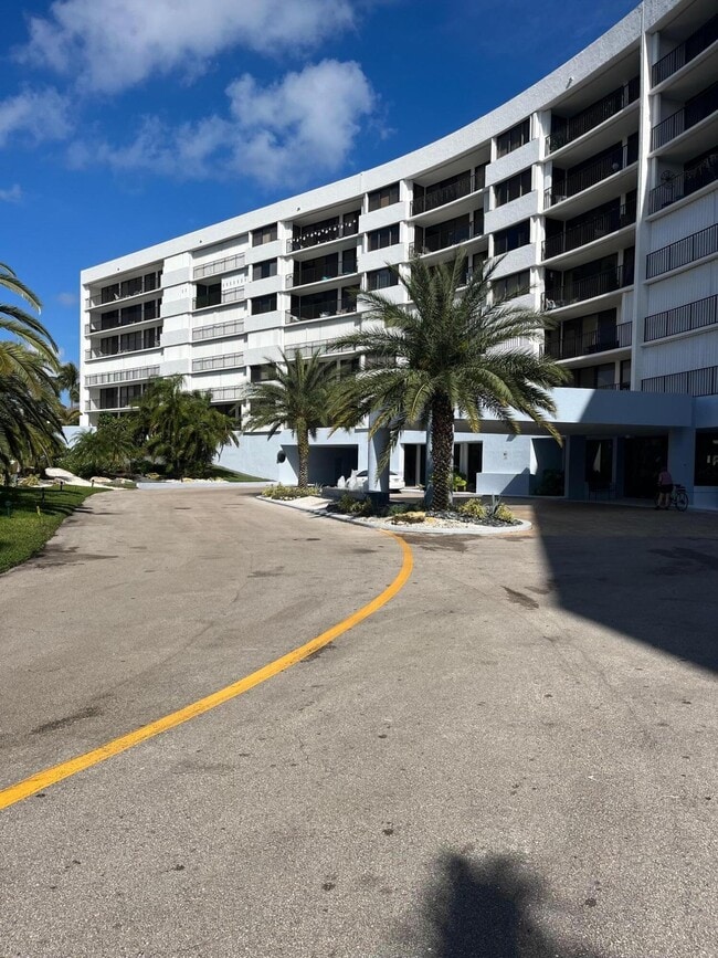 Photo - 1300 Jimmy Buffett Mem Hwy Unit 326