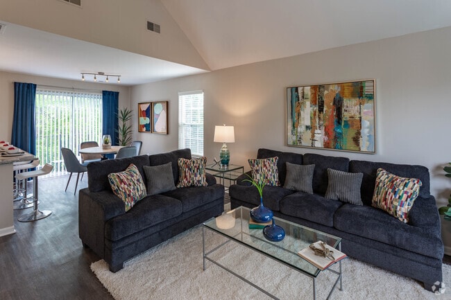 2 BR, 2.5 BA - Fairfax Upper - 1269 SF