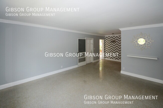 Photo - 806 NE 16th St Unidad 6