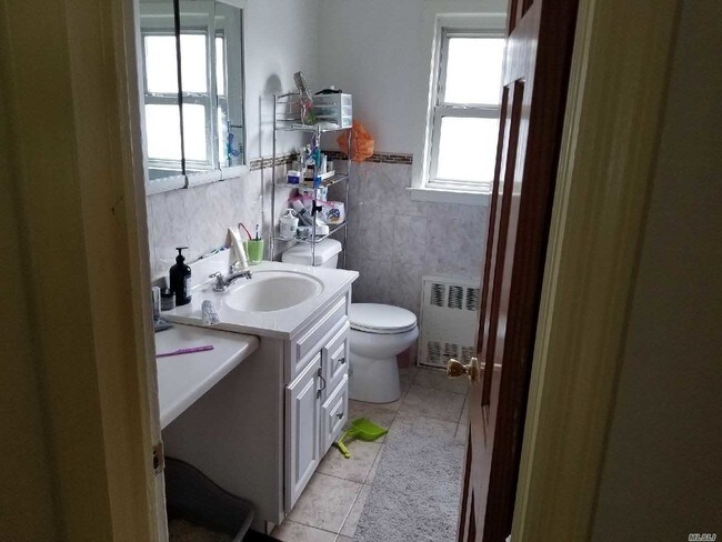 Photo - 107-30-107-77 77th St