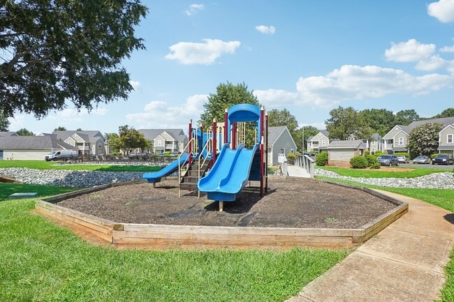 Stonebrook Apartments