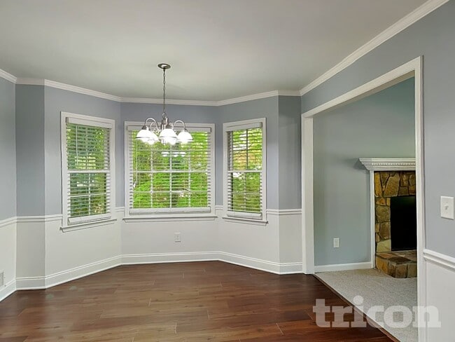 Photo - 2909 Buckskin Trail SW