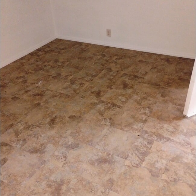 Photo - 215 W Grace St Unit #B