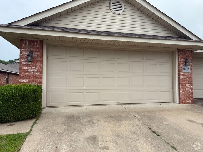 Building Photo - 1824 Wilder Ln Unit A Rental