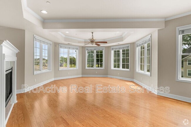 Building Photo - 2932 E Virginia Beach Blvd Rental