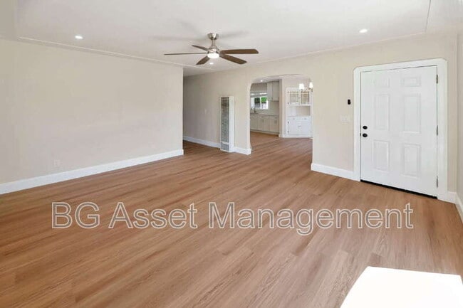 Photo - 2801 Sabral Cir
