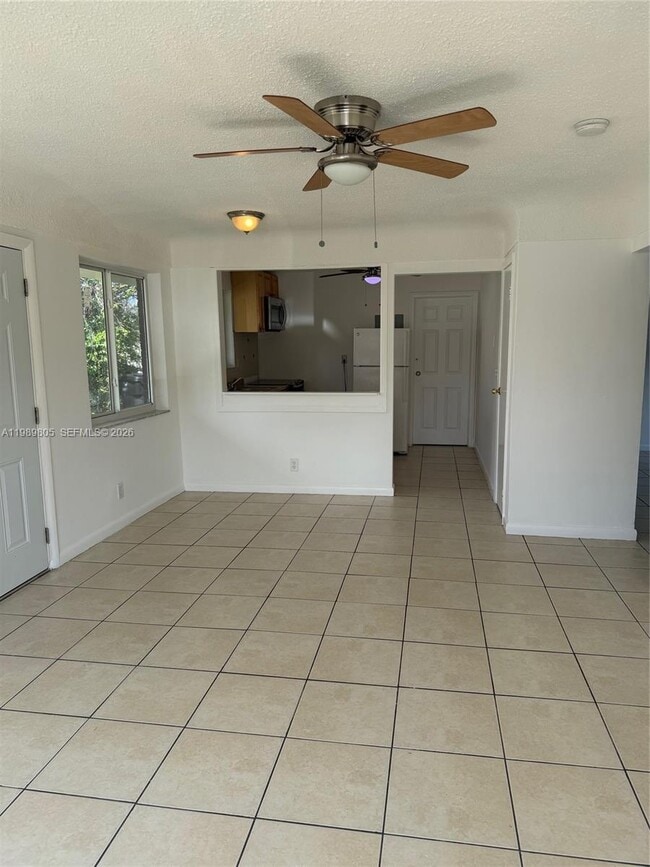 Photo - 608 NW 3rd Ave Unit 1-2