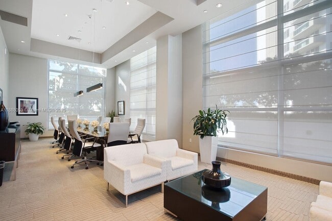 Photo - 3101 S Ocean Dr Unidad 1904