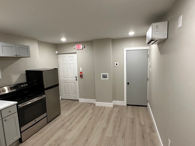 Photo - 4703 Penn St Unit 1st Floor - A1