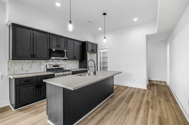 Photo - 7901 Cora St