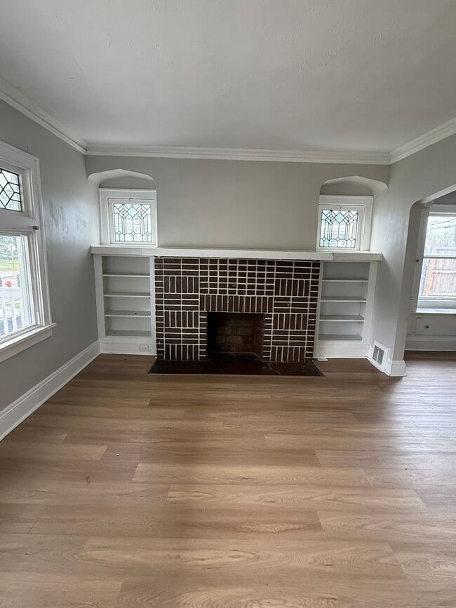 Photo - 5 Bedroom on Cleveland's East Side