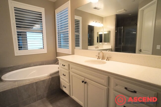 Photo - Glamourous Home in Gated Community!