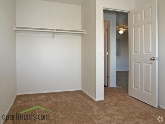 Bedroom - Bayshore Apartments