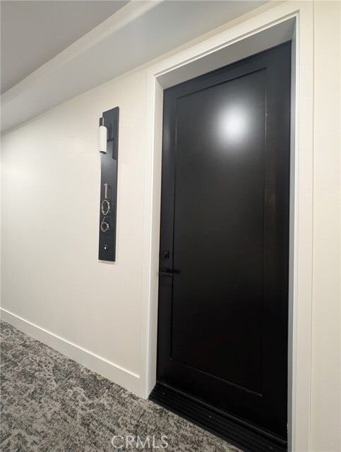 Building Photo - 402 W Grand Ave Unit 106