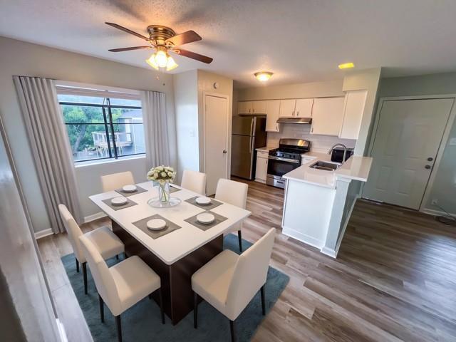 Photo - 9901 Roxanna Dr