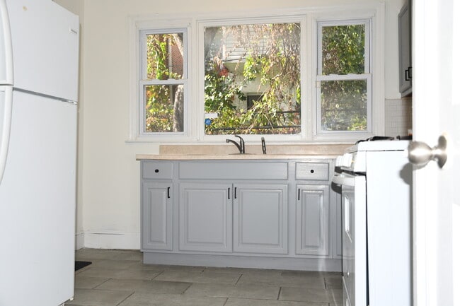 Photo - 1430 N 58th St