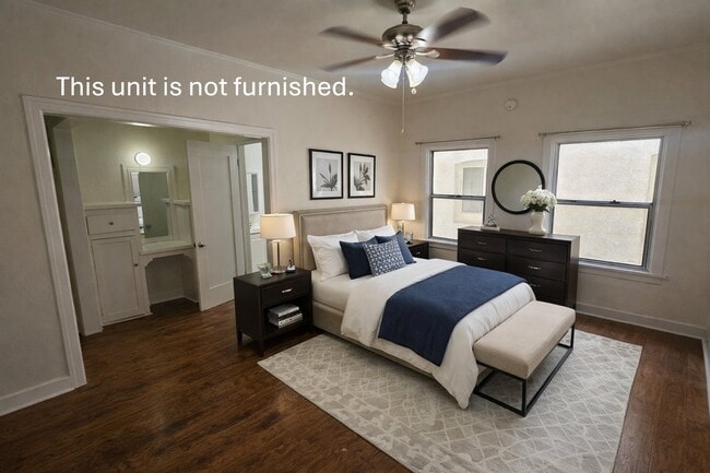 Building Photo - 727 S Coronado St