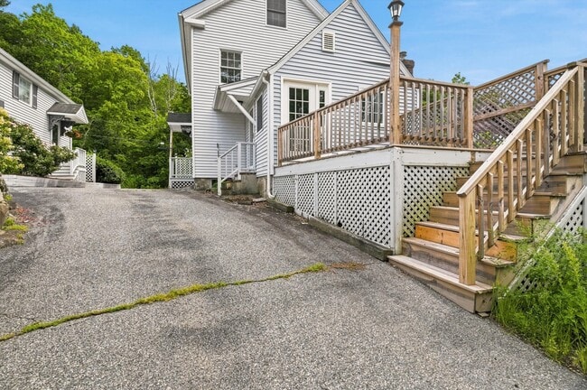 58 Morton St