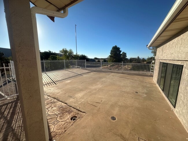 Photo - Quiet neighborhood, 3 bedroom, 2 bath home...