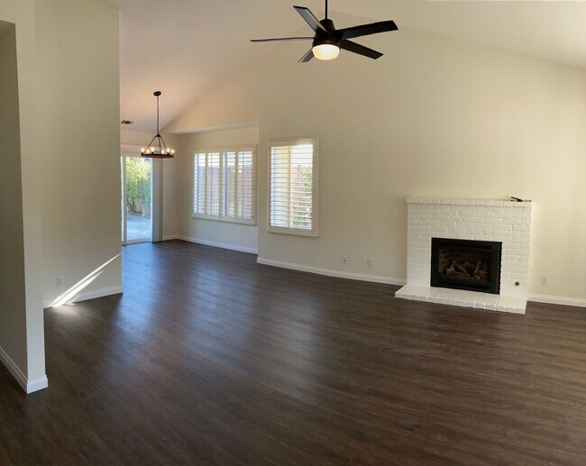 Photo - Charming Los Alamos Home