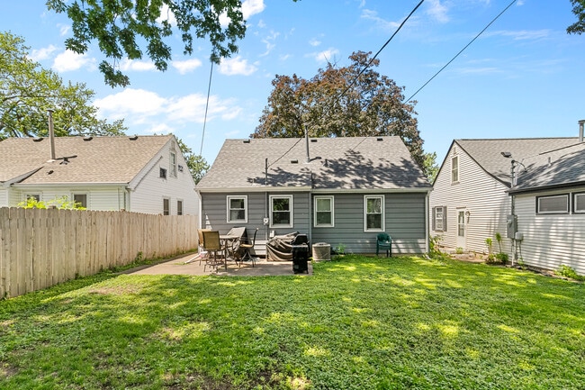 Photo - 2809 Brunswick Ave S