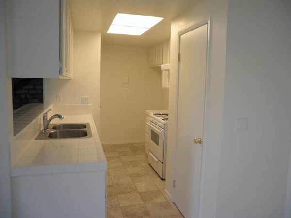 Building Photo - 2567 Rudder Ave Unit 2567 Rental