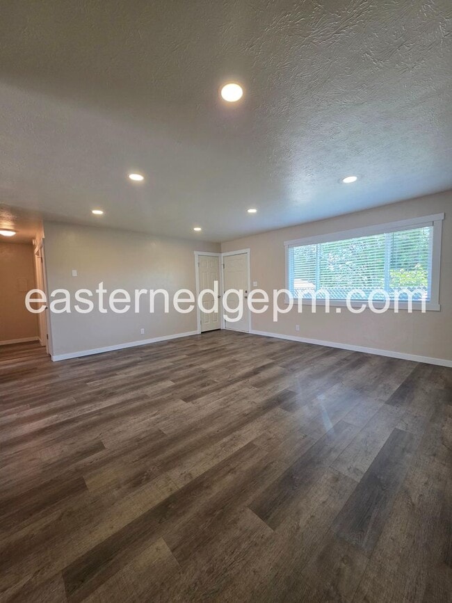 Photo - 650-652 NW 6th St Unidad 652