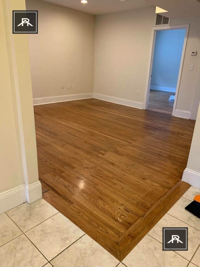 Photo - 3 bedroom in Brookline MA 02446 Unit 4