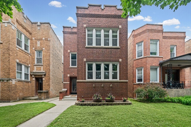Building Photo - 5010 N Major Ave Unit 2