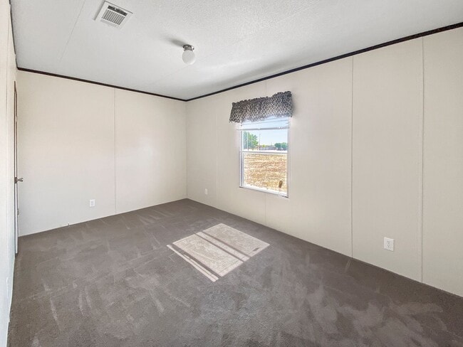 Photo - 2902 Jones Rd