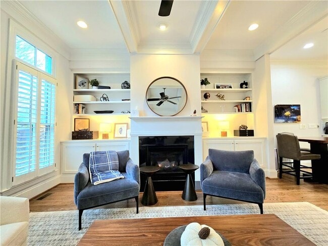 Photo - 53 Honour Ave NW