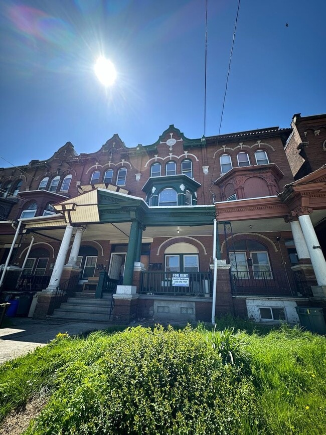 Photo - 1306 W Hunting Park Ave Unit 3