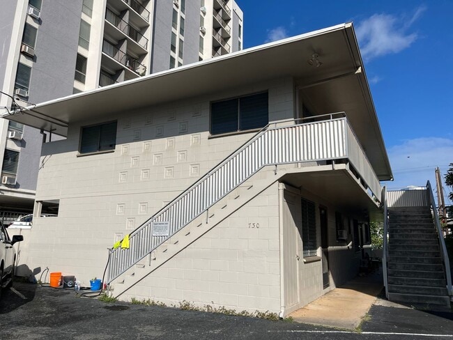 Building Photo - R1171 Unit #B
